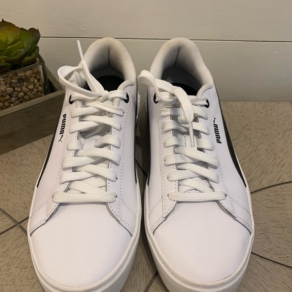 NWOT: Puma Woman’s 8.5 Serve Pro Lite Lace-Up Sneakers In White - Picture 3 of 10